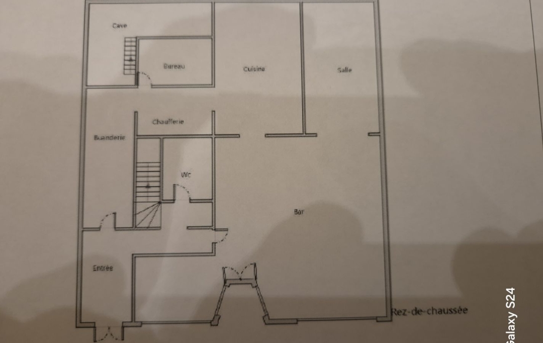 STEPHANE BLOT TRANSACTIONS : Commercial | VIRE (14500) | 424 m2 | 192 000 € 